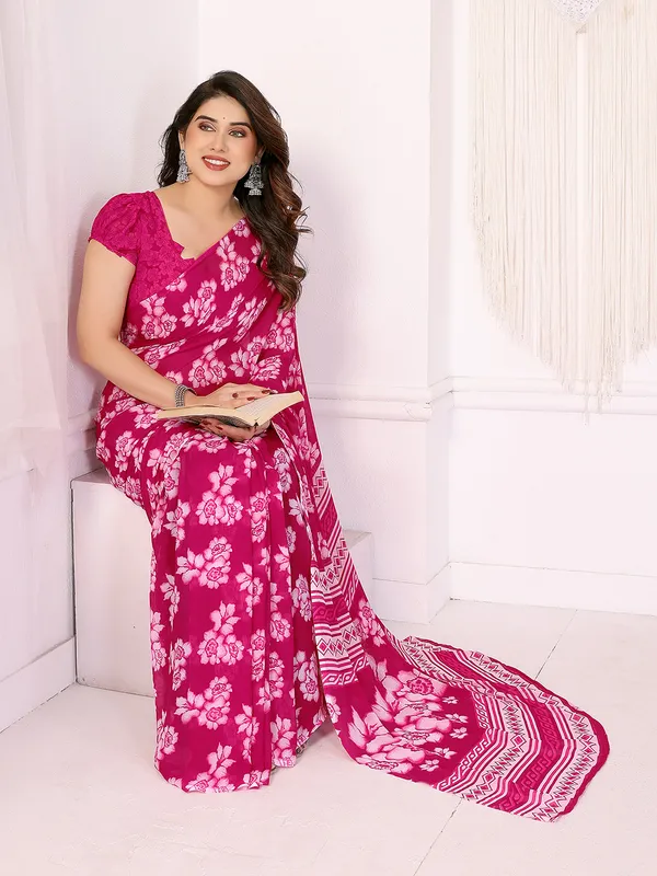 Floral_Print_Georgette_saree_with_Unstitched_Blouse_Piece