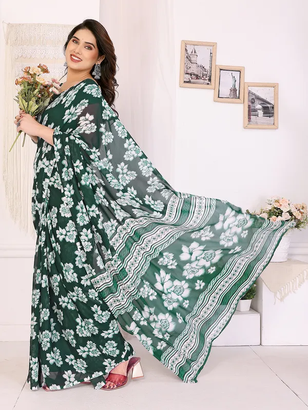 Floral_Print_Georgette_saree_with_Unstitched_Blouse_Piece