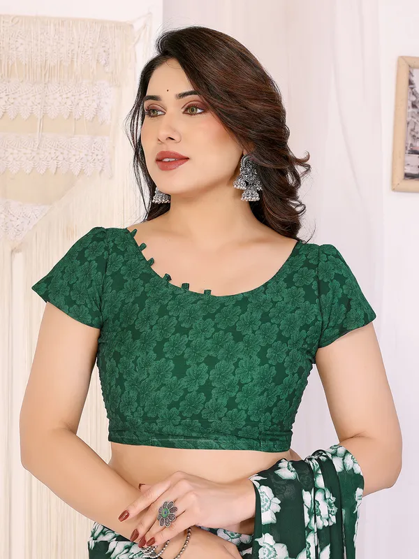 Floral_Print_Georgette_saree_with_Unstitched_Blouse_Piece