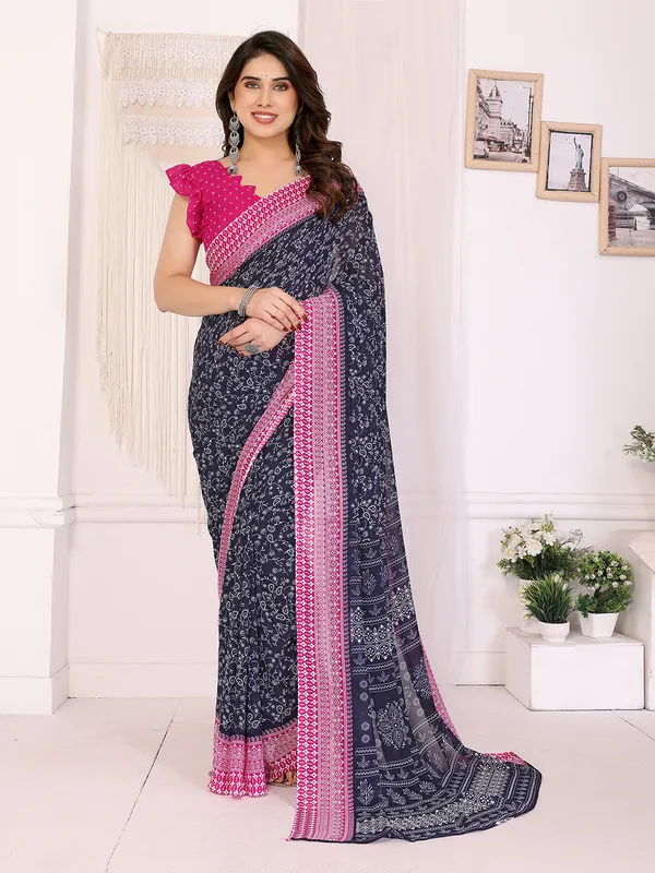 Floral_Print_Georgette_saree_with_Unstitched_Blouse_Piece