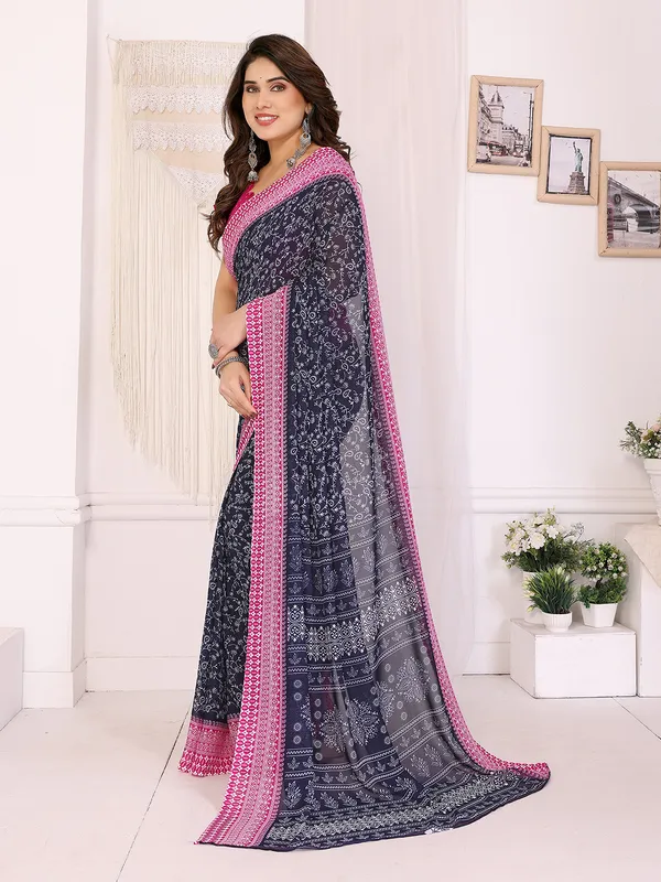 Floral_Print_Georgette_saree_with_Unstitched_Blouse_Piece