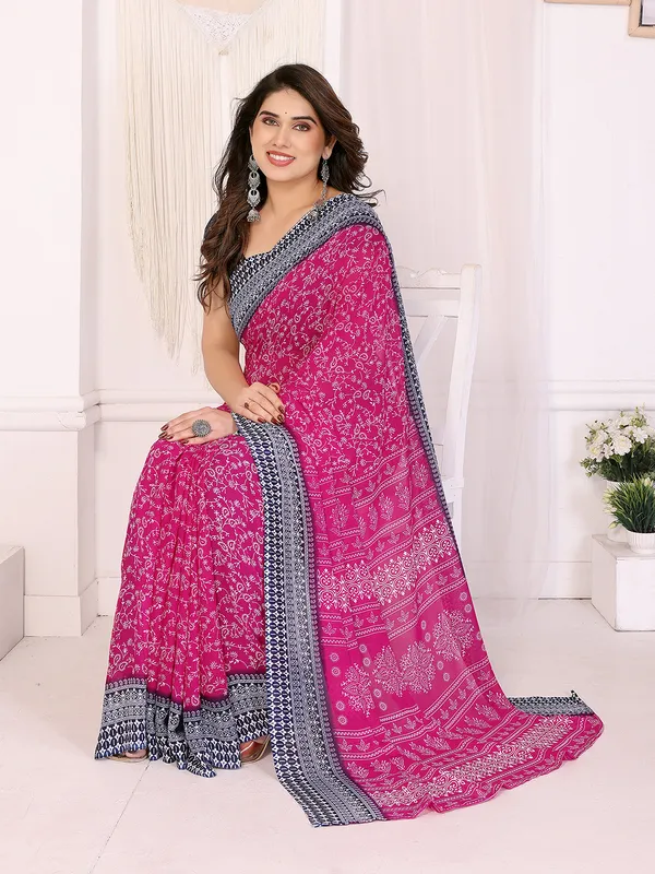 Floral_Print_Georgette_saree_with_Unstitched_Blouse_Piece