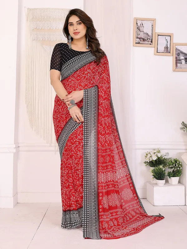 Floral_Print_Georgette_saree_with_Unstitched_Blouse_Piece