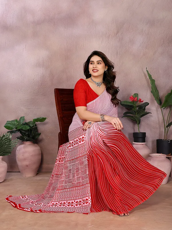 Floral_Print_Georgette_saree_with_Unstitched_Blouse_Piece