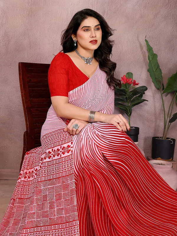 Floral_Print_Georgette_saree_with_Unstitched_Blouse_Piece