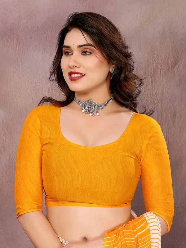 Floral_Print_Georgette_saree_with_Unstitched_Blouse_Piece