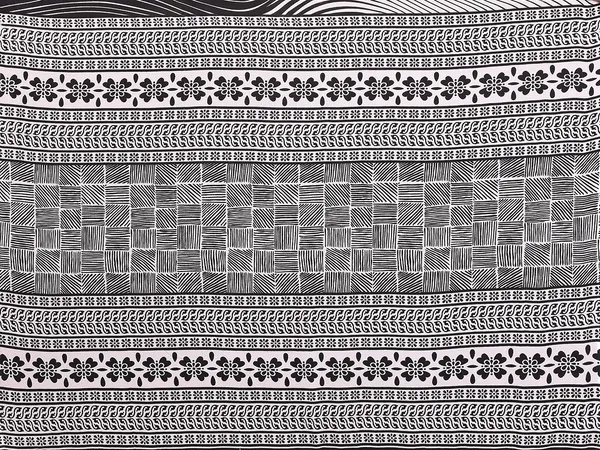 Floral_Print_Georgette_saree_with_Unstitched_Blouse_Piece