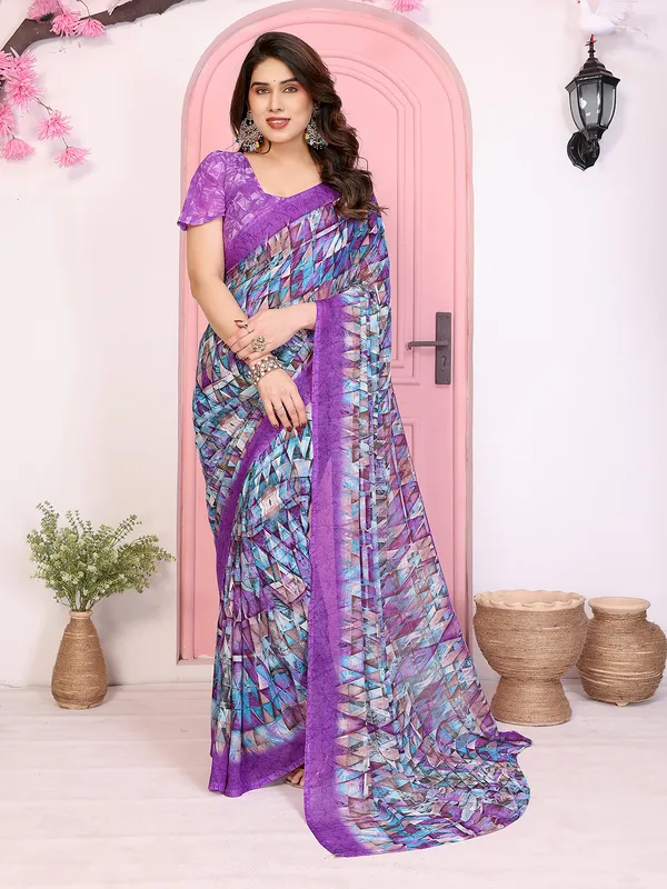 Floral_Print_Georgette_saree_with_Unstitched_Blouse_Piece