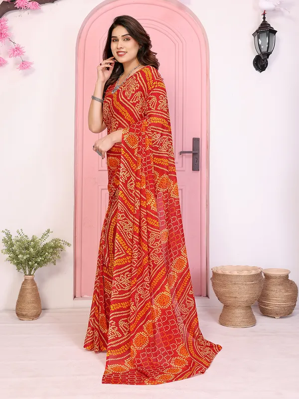 Floral_Print_Georgette_saree_with_Unstitched_Blouse_Piece