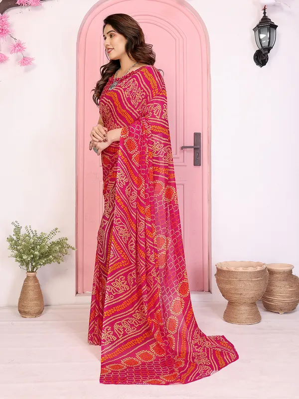 Floral_Print_Georgette_saree_with_Unstitched_Blouse_Piece