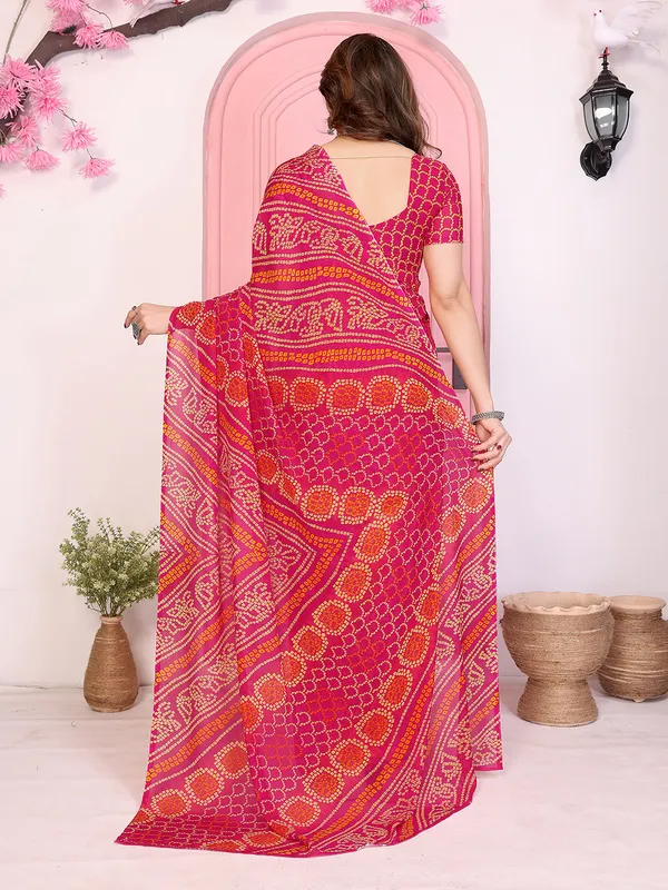 Floral_Print_Georgette_saree_with_Unstitched_Blouse_Piece