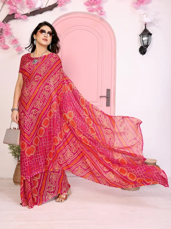 Floral_Print_Georgette_saree_with_Unstitched_Blouse_Piece