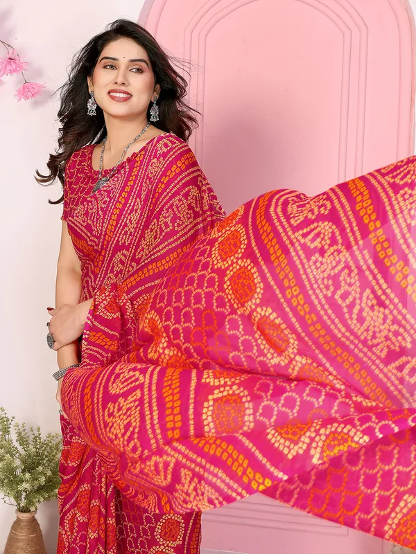 Floral_Print_Georgette_saree_with_Unstitched_Blouse_Piece