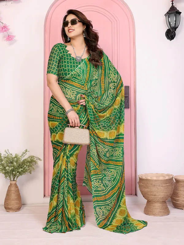 Floral_Print_Georgette_saree_with_Unstitched_Blouse_Piece