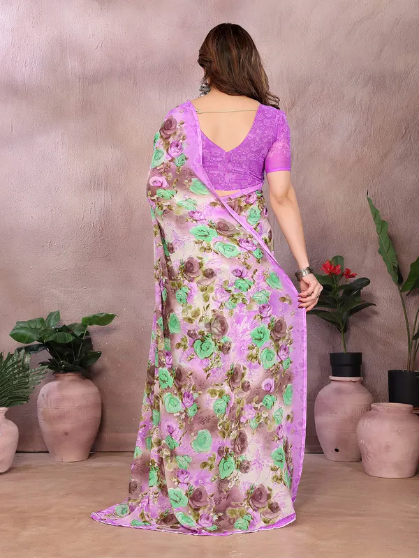Floral_Print_Georgette_saree_with_Unstitched_Blouse_Piece