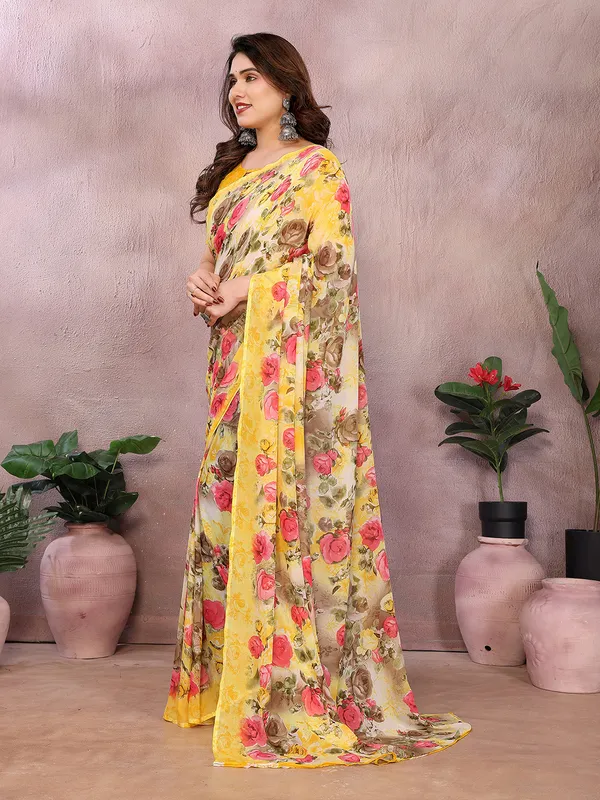 Floral_Print_Georgette_saree_with_Unstitched_Blouse_Piece