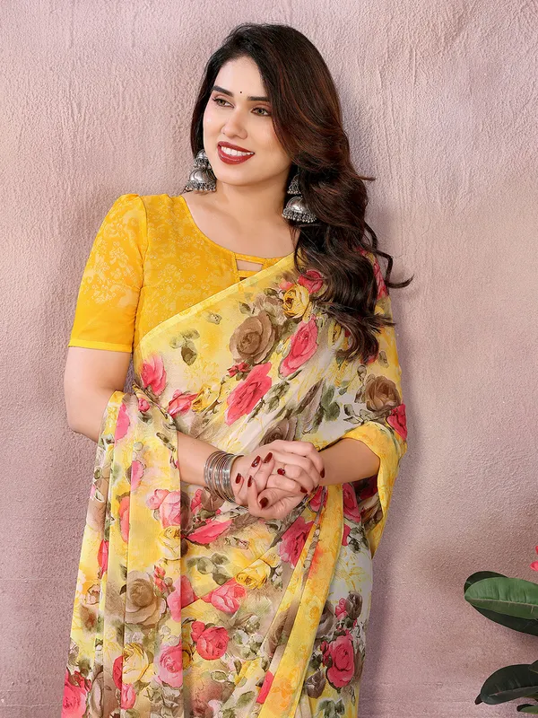 Floral_Print_Georgette_saree_with_Unstitched_Blouse_Piece