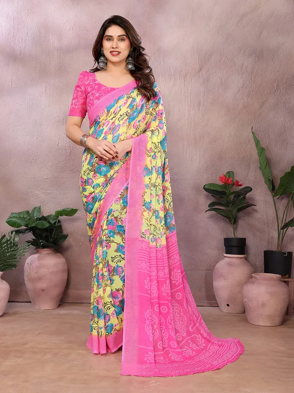 Floral_Print_Georgette_saree_with_Unstitched_Blouse_Piece