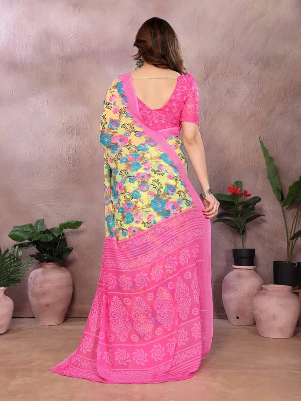 Floral_Print_Georgette_saree_with_Unstitched_Blouse_Piece