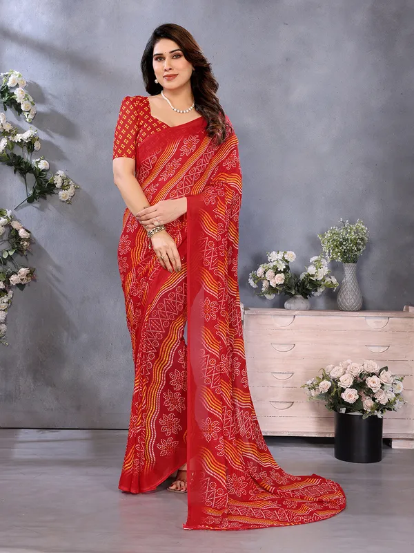 Ombre,_Paisley,_Printed_Bandhani_Georgette_Saree_(Red)