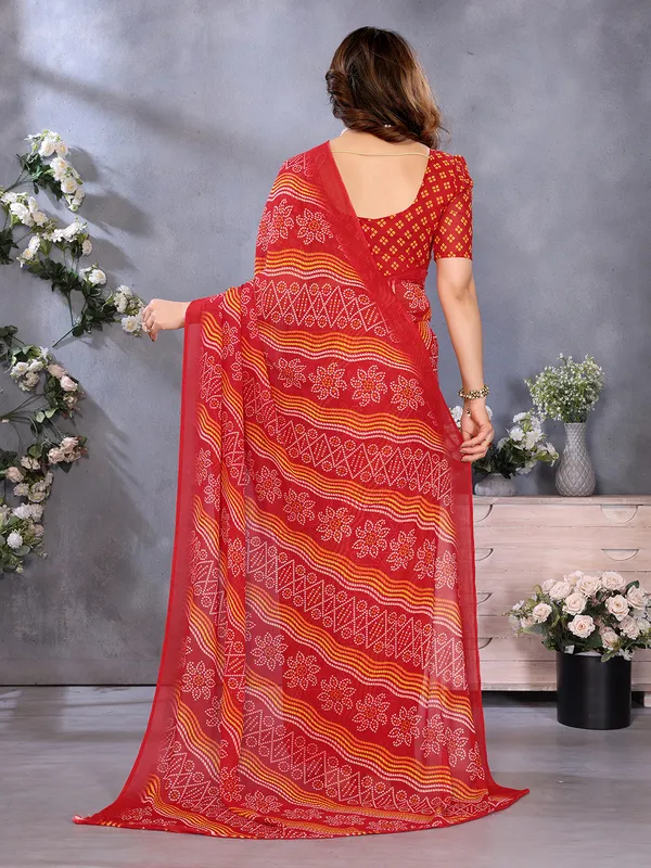 Ombre,_Paisley,_Printed_Bandhani_Georgette_Saree_(Red)