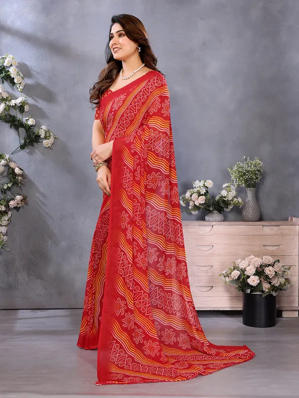Ombre,_Paisley,_Printed_Bandhani_Georgette_Saree_(Red)
