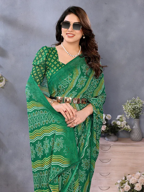 Ombre,_Paisley,_Printed_Bandhani_Georgette_Saree_(Green)