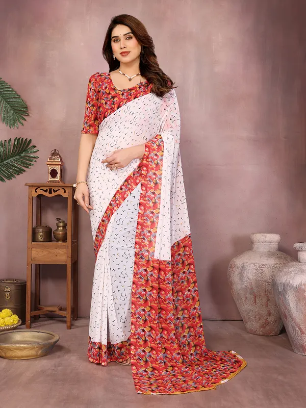 Floral_Print_Daily_Wear_Georgette_Saree��(White,_Red)