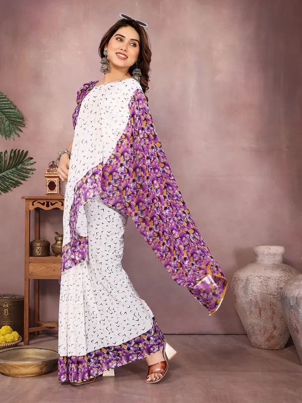 Floral_Print_Daily_Wear_Georgette_Saree��(White,_Purple)