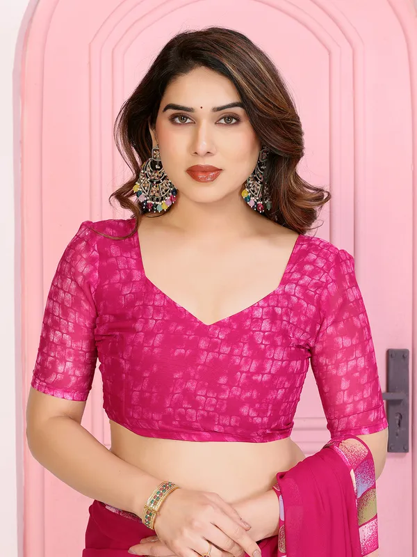 Geomentric_Print_Georgette_Saree_(Pink)