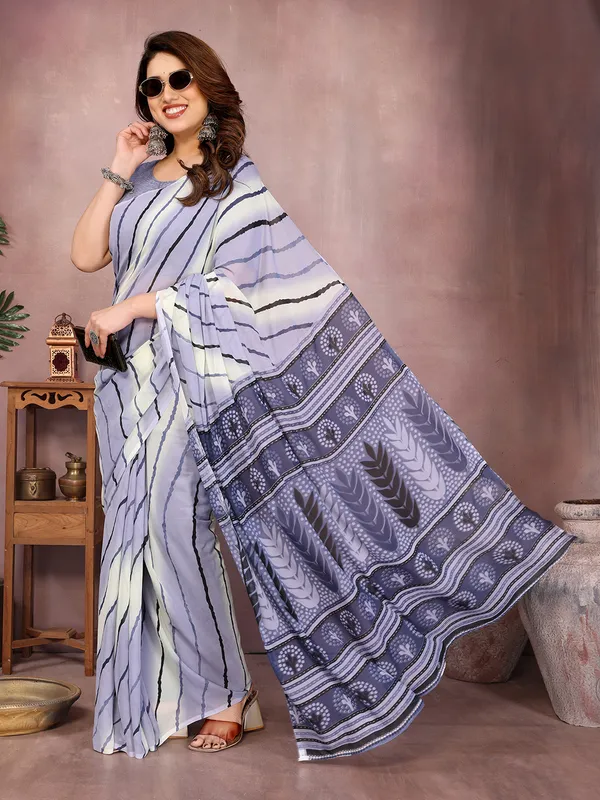 Laheria_Print_Georgette_Saree_(Grey)