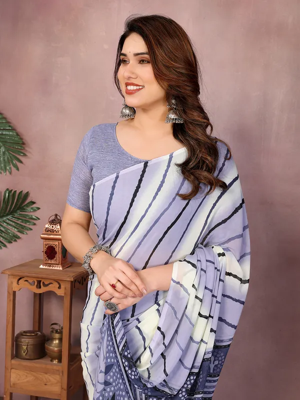 Laheria_Print_Georgette_Saree_(Grey)