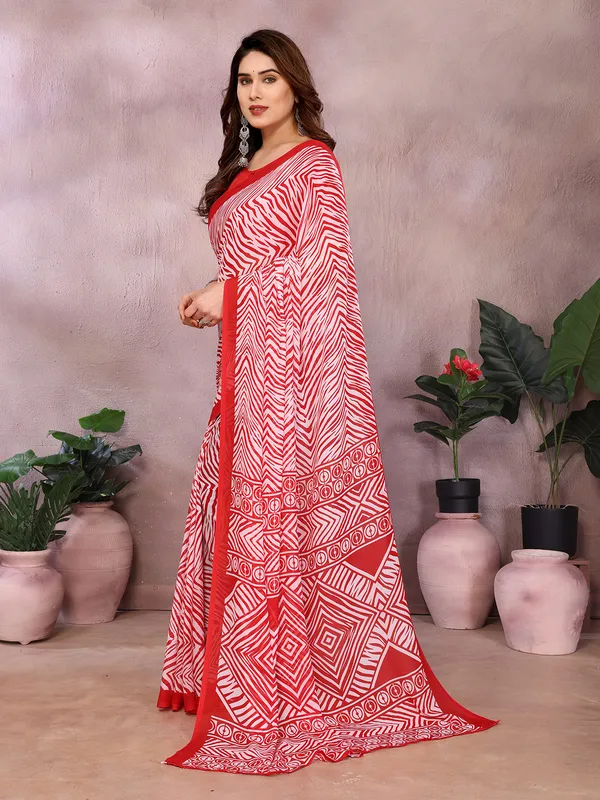 Geometric_Print_Daily_Wear_Georgette_Saree_(Red)