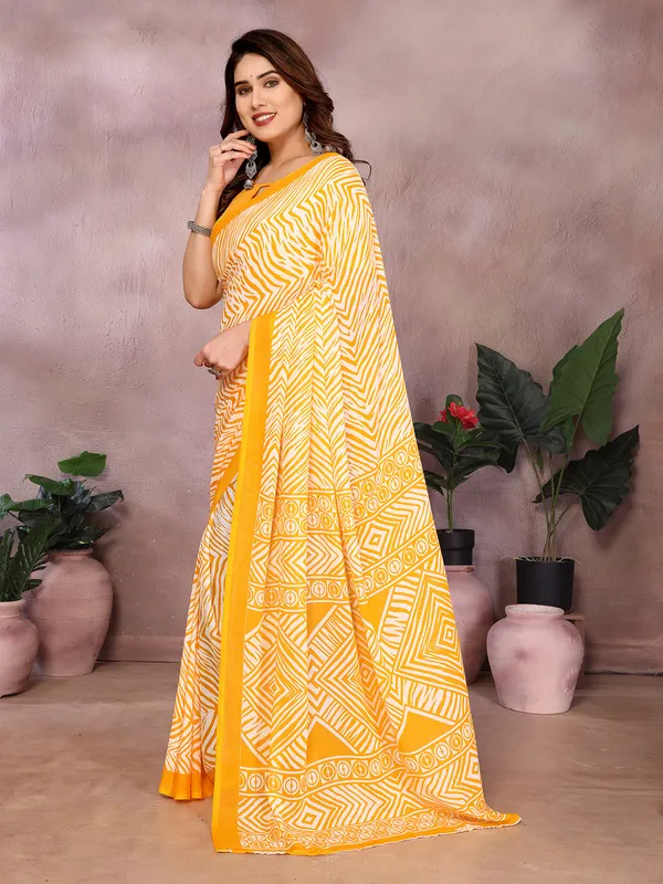 Geometric_Print_Daily_Wear_Georgette_Saree_(Yellow)