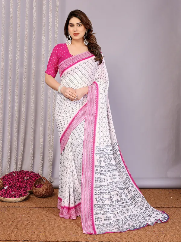 Floral_Print_Daily_Wear_Georgette_Saree��(Pink)
