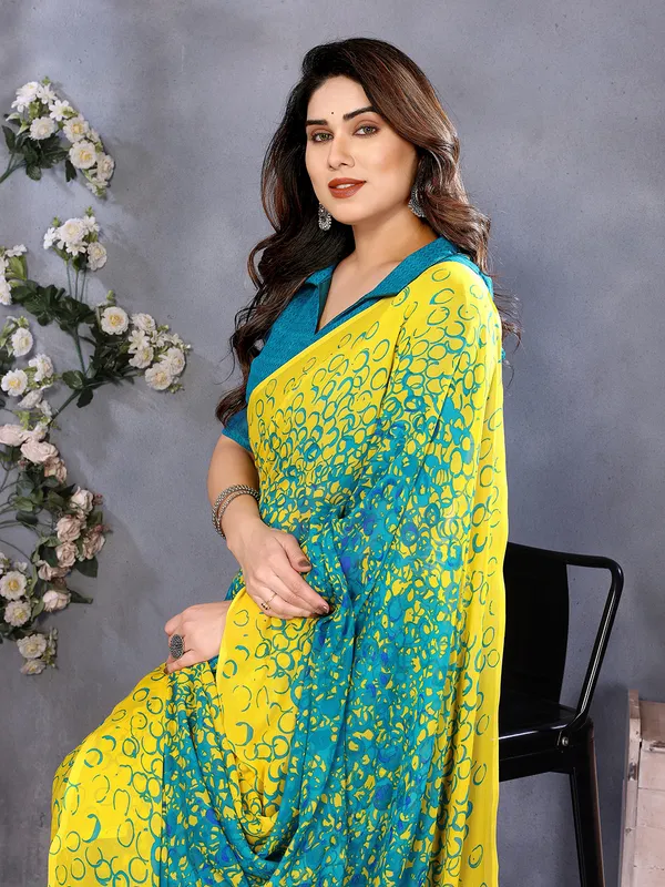 Geometric_Print_Georgette_saree_With_Unstitched_Blouse_Piece_(Blue)