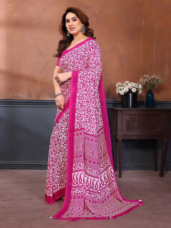 Printed_Georgette_Saree_With_UnStitched_Blouse_Piece_(PINK)