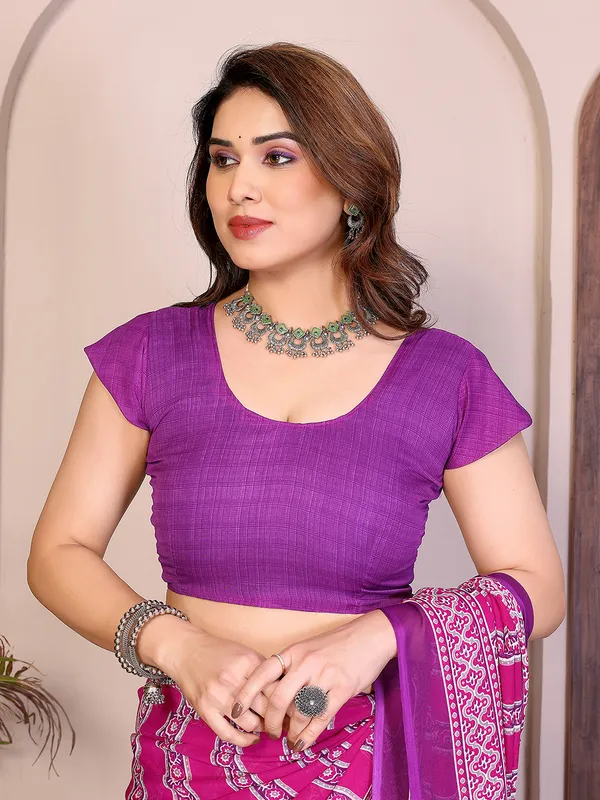 Printed_Georgette_Saree_With_UnStitched_Blouse_Piece_(PINK)
