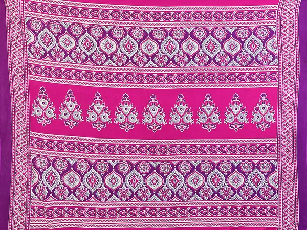 Printed_Georgette_Saree_With_UnStitched_Blouse_Piece_(PINK)