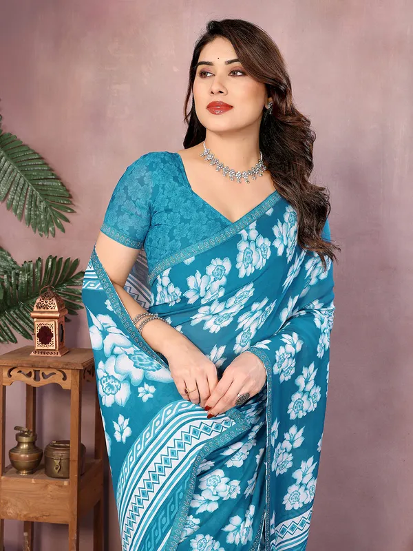Paisley,_Floral_Print_Daily_Wear_Georgette_Saree��(Green)