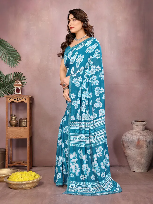 Paisley,_Floral_Print_Daily_Wear_Georgette_Saree��(Green)