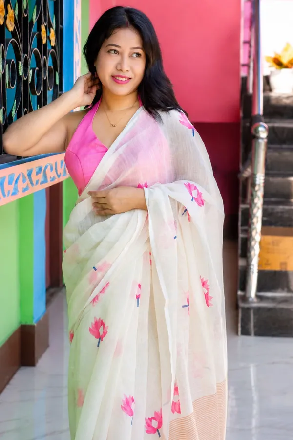 Women's_Printed_Cotton_Linen_Saree_With_Unstitched_Blouse_Piece