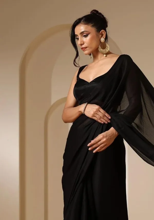 Elegant_Solid_Chiffon_Plain_Dyed_Saree_With_Unstitched_Blouse_Piece