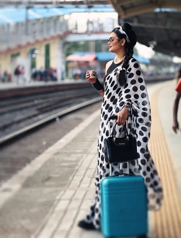 Printed_Daily_Wear_Georgette_Saree_With_Unstitched_Blouse_Piece