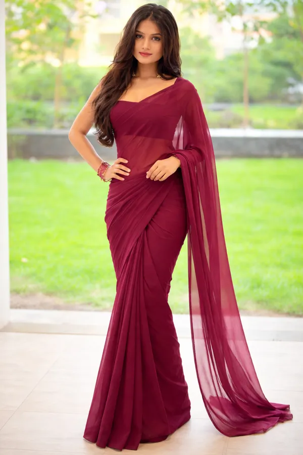 Plain_Dyed_Daily_Wear_Georgette_Saree_With_Unstitched_Blouse_Piece