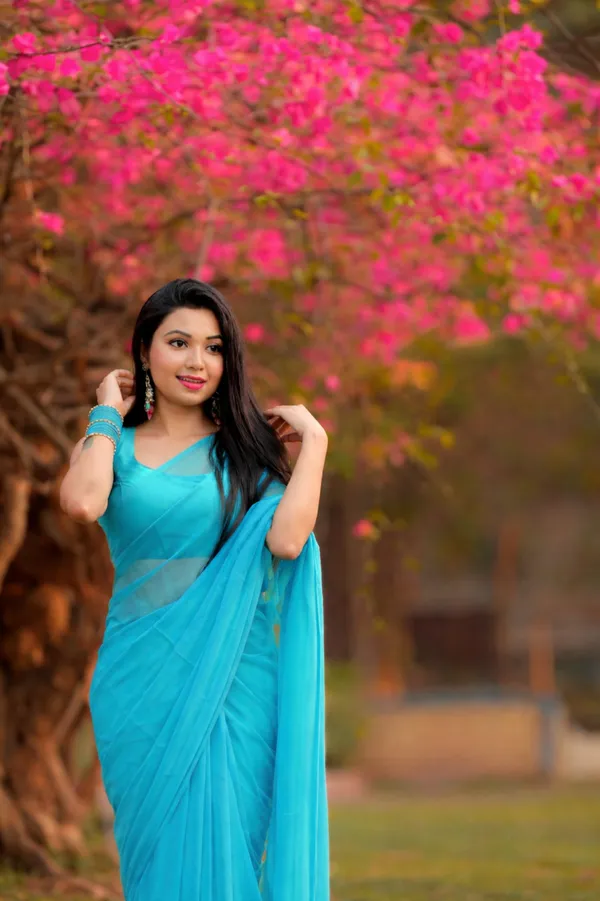 Plain_Dyed_Daily_Wear_Georgette_Saree_With_Unstitched_Blouse_Piece