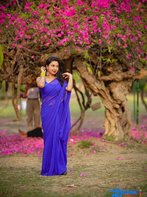 Plain_Dyed_Daily_Wear_Georgette_Saree_With_Unstitched_Blouse_Piece