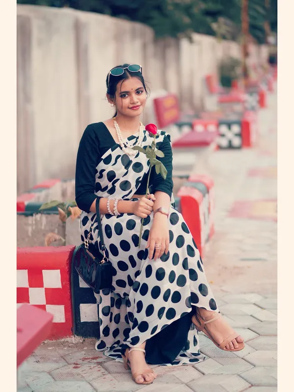 Printed_Daily_Wear_Georgette_Saree_With_Unstitched_Blouse_Piece