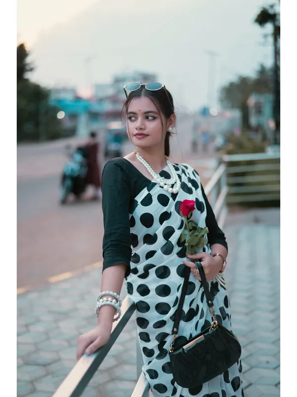 Printed_Daily_Wear_Georgette_Saree_With_Unstitched_Blouse_Piece