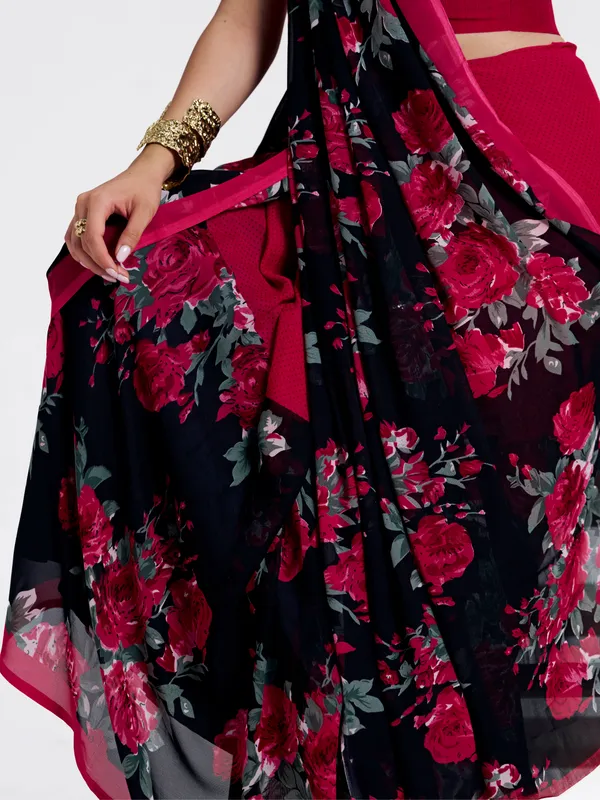 Women's_Stylish_Printed_Georgette_Saree_with_Matching_Unstitched_Blouse_Piece